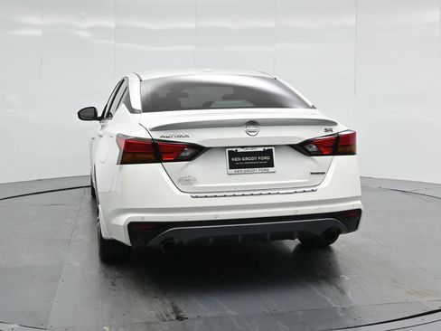 Used 2022 Nissan Altima 2.0 SR image 24