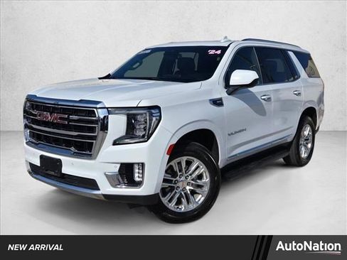 Used 2024 GMC Yukon SLT image 1