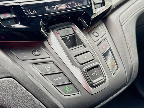Used 2025 Honda Odyssey Sport-L image 17