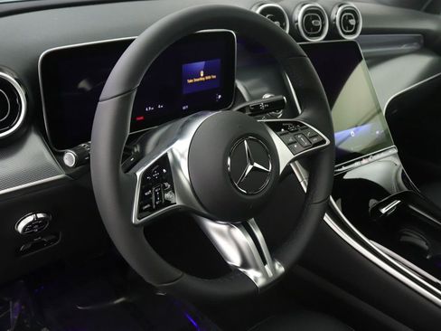 New 2026 Mercedes-Benz GLC 300 image 5