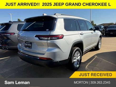 New 2025 Jeep Grand Cherokee L Laredo w/ Luxury Tech Group I image 8
