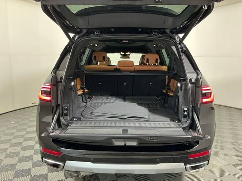 Certified 2025 BMW X7 xDrive40i w/ Premium Package AWD/4WD image 28