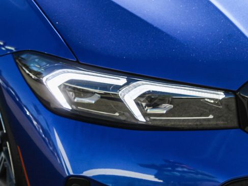 New 2026 BMW 330i Sedan w/ M Sport Package image 8