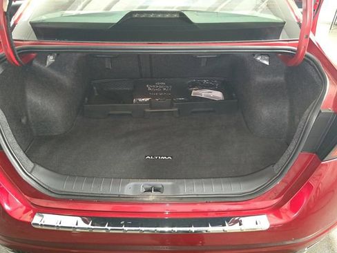 Used 2022 Nissan Altima 2.5 SR image 13