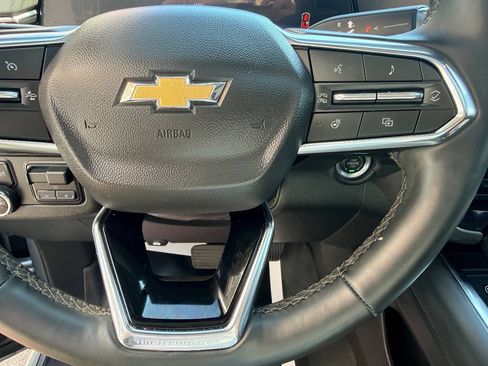 Used 2025 Chevrolet Tahoe High Country AWD/4WD image 27