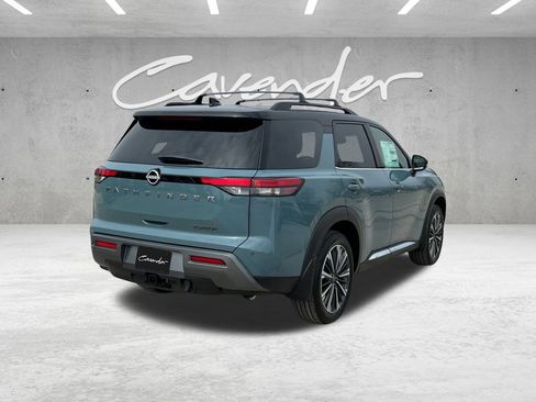 New 2026 Nissan Pathfinder Platinum image 16