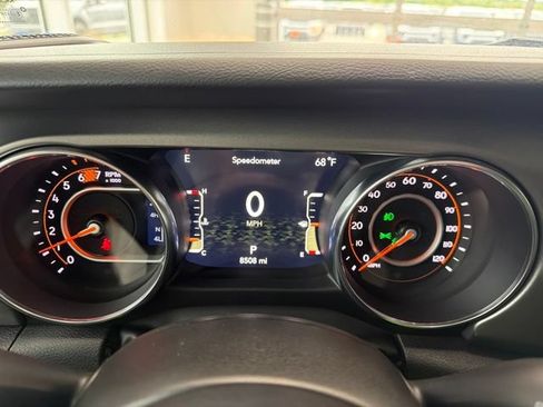 Used 2023 Jeep Wrangler Unlimited Sport AWD/4WD image 16