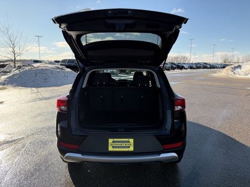 Used 2023 Chevrolet TrailBlazer LT w/ Convenience Package image 16