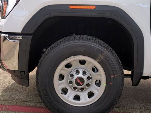 New 2025 GMC Sierra 3500 Pro w/ 1SA Pro Safety Plus Package image 57