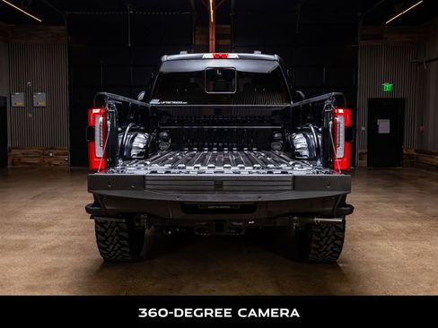 Used 2024 Ford F350 Platinum w/ FX4 Off-Road Package image 9