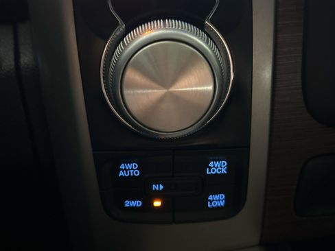 Used 2015 RAM 1500 Laramie w/ Convenience Group AWD/4WD image 14