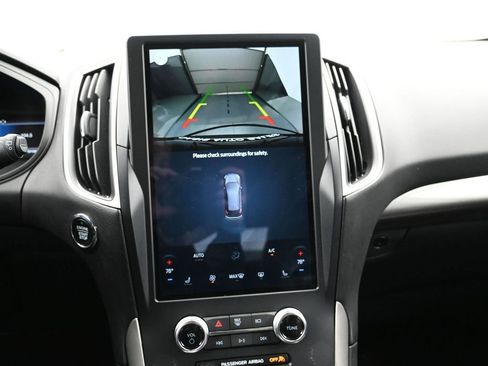 Used 2024 Ford Edge SEL image 17