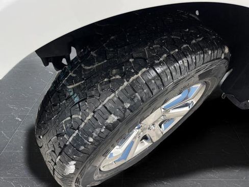 Used 2023 Ford F150 Lariat w/ Max Trailer Tow Package image 42