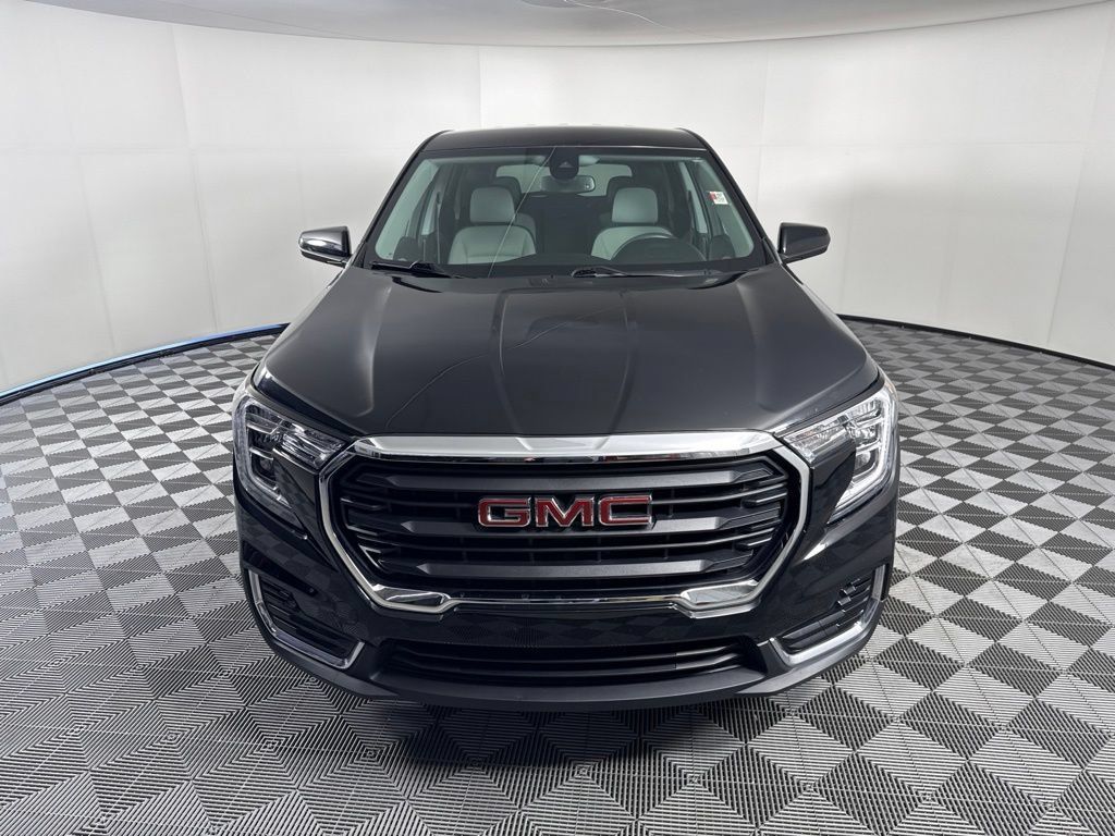 Used 2022 GMC Terrain SLE AWD/4WD image 8