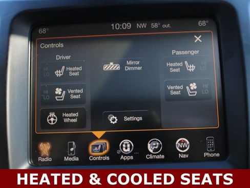 Used 2015 Jeep Cherokee Limited w/ Luxury Group AWD/4WD image 5