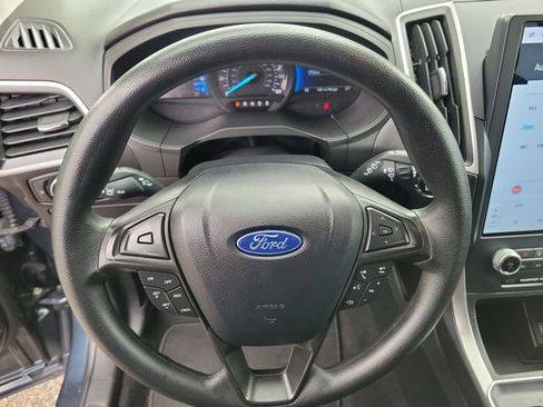 Used 2024 Ford Edge SE w/ Cargo Accessory Package image 21