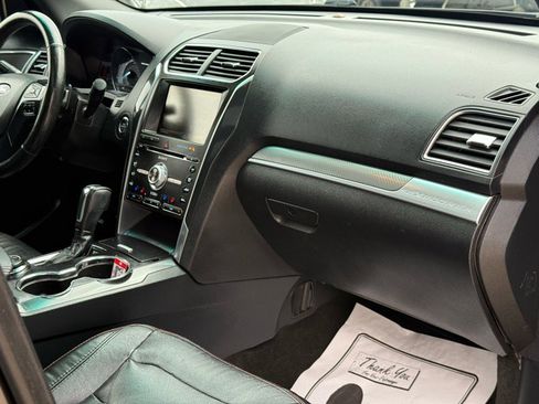 Used 2016 Ford Explorer Sport w/ Equipment Group 401A image 19