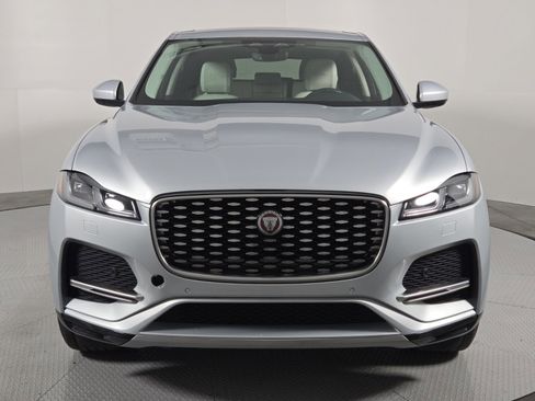 Used 2023 Jaguar F-PACE S image 8
