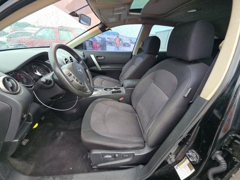Used 2013 Nissan Rogue SV w/ Premium Pkg FWD image 8
