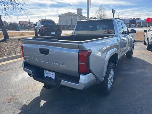 New 2026 Toyota Tacoma SR5 image 5