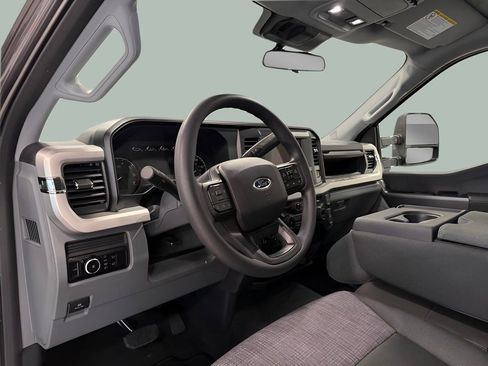 New 2026 Ford F250 XLT w/ 360-Degree Camera Package AWD/4WD image 15