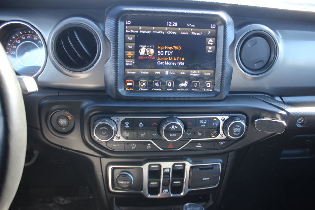 Used 2022 Jeep Wrangler Unlimited Sport AWD/4WD image 4