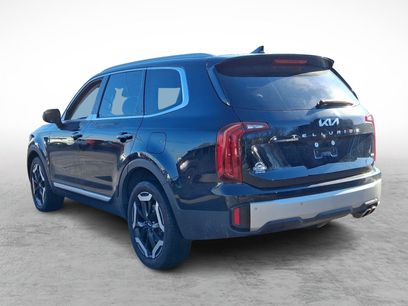 Used 2023 Kia Telluride S w/ S Sunroof Package