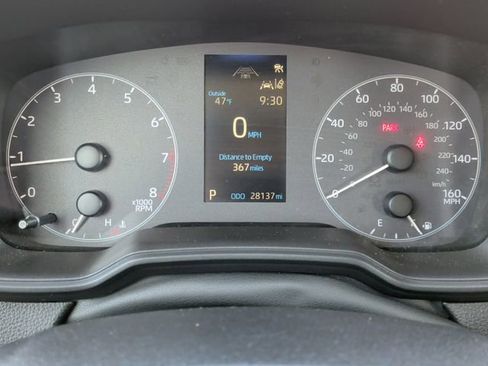 Certified 2025 Toyota Corolla LE image 18