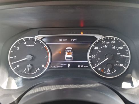 Certified 2023 Nissan Rogue SV FWD image 11