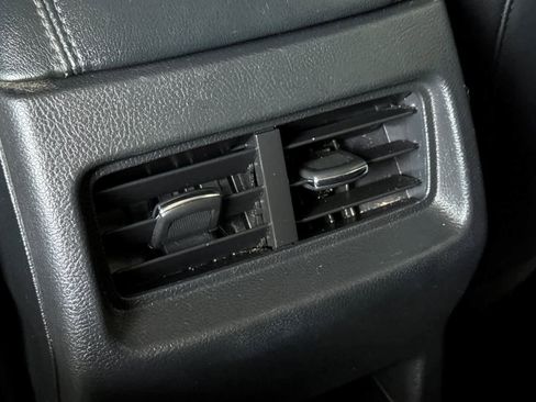 Used 2022 Ford Edge SEL image 14