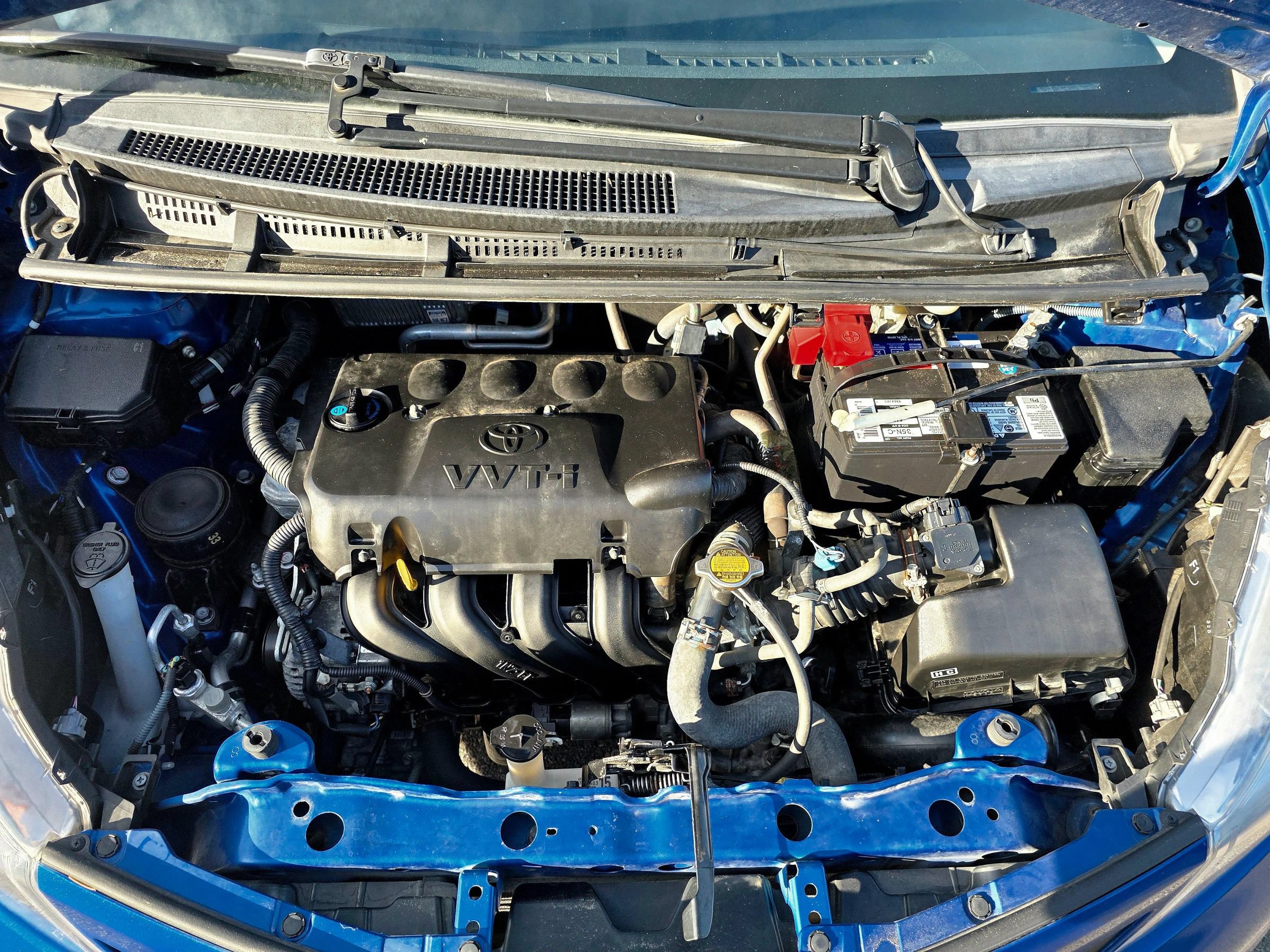 Used 2013 Toyota Yaris L FWD image 53