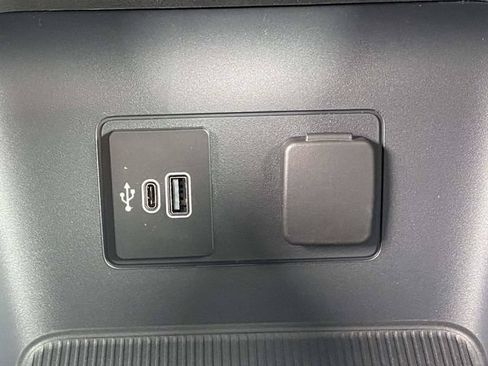 New 2026 Ford Explorer Active w/ Active Comfort Package RWD image 17