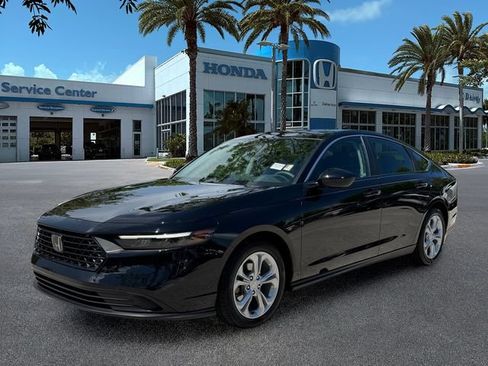Used 2023 Honda Accord LX image 4