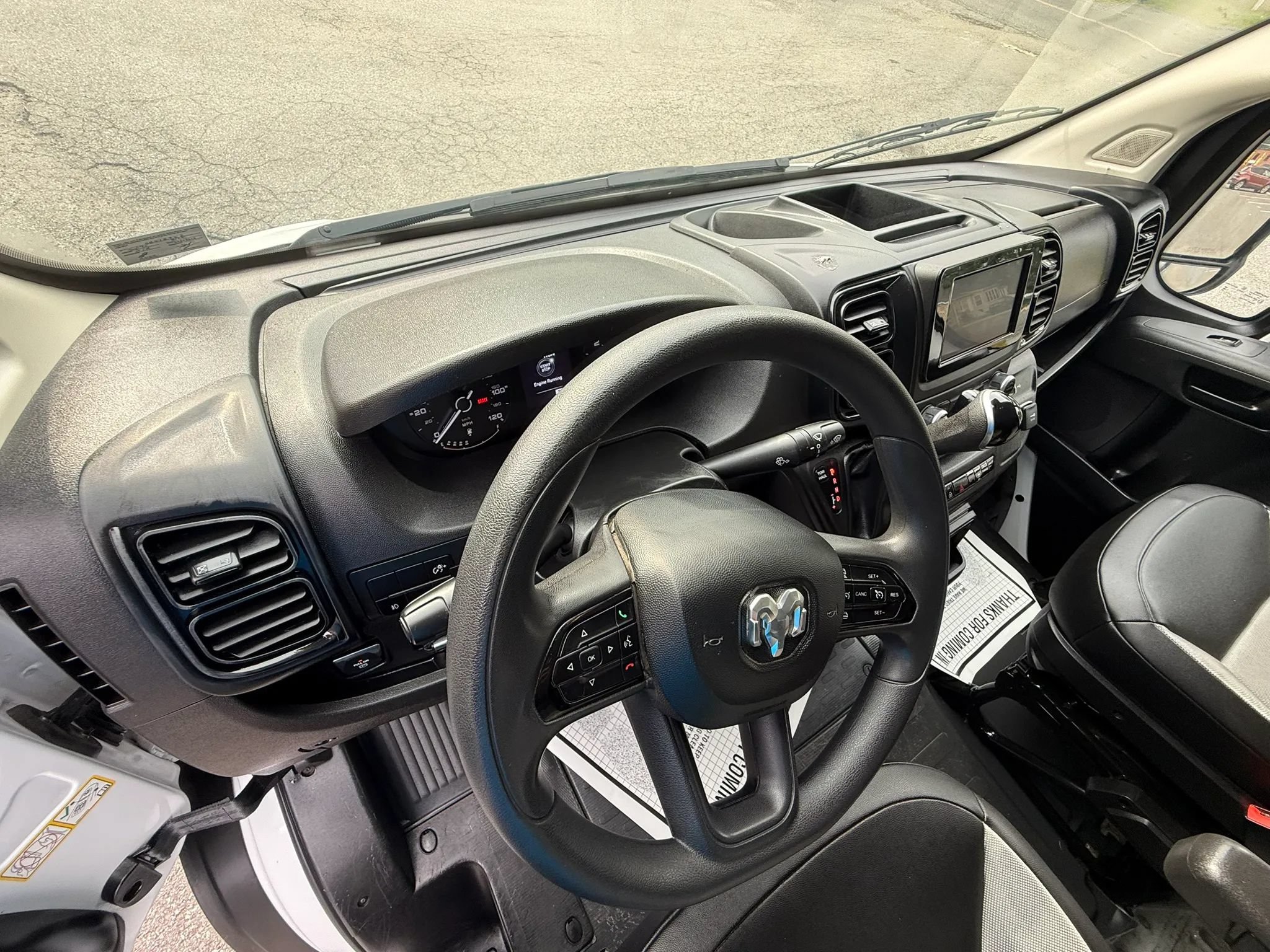 Used 2025 RAM ProMaster 2500 w/ Convenience Group FWD image 28