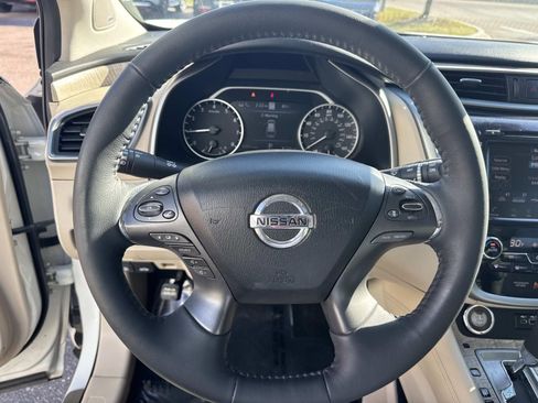 Used 2019 Nissan Murano SL w/ SL Technology Package image 24