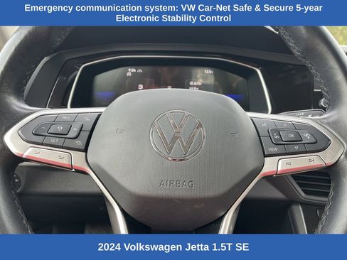 Used 2024 Volkswagen Jetta SE image 10