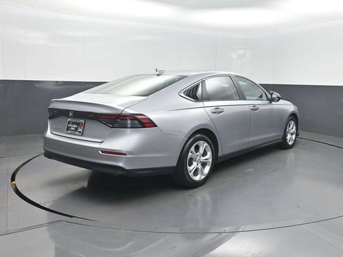 Used 2025 Honda Accord LX image 28