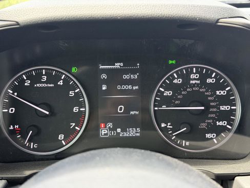 Used 2024 Subaru Crosstrek 2.0i Premium AWD/4WD image 3