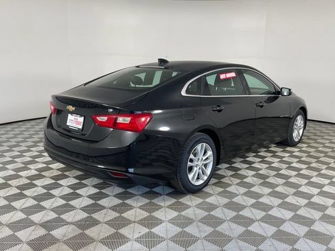 Used 2016 Chevrolet Malibu LT w/ Leather Package FWD image 23