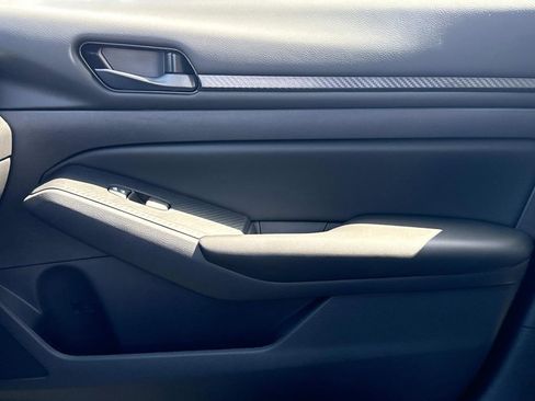 New 2025 Nissan Altima 2.5 S image 21