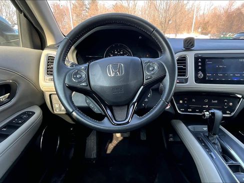 Used 2019 Honda HR-V EX-L image 6