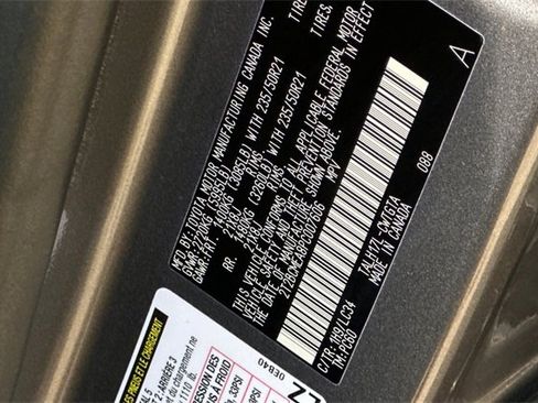 Used 2023 Lexus RX 500h F Sport w/ Cold Area Package image 37