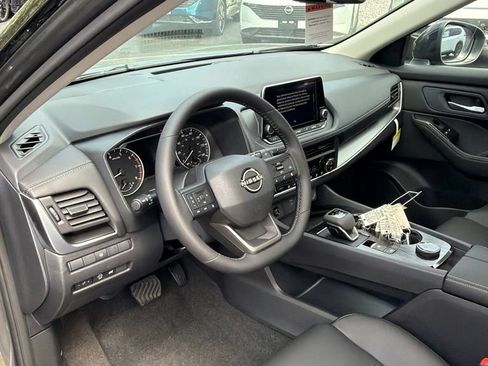 New 2026 Nissan Rogue Dark Armor AWD/4WD image 16