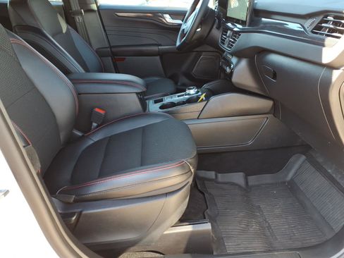 Used 2025 Ford Escape ST-Line Elite w/ Tech Pack #1 image 11