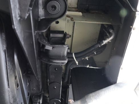 Used 2001 Ford Excursion Limited image 32