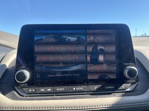 Certified 2021 Nissan Rogue SL image 32