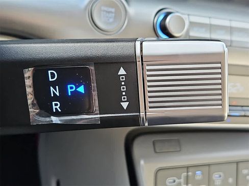 New 2026 Hyundai Kona SEL Premium image 5