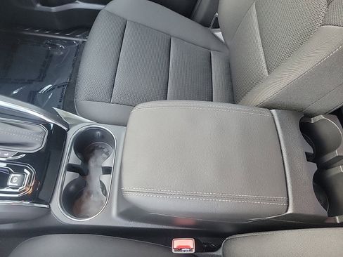 New 2025 GMC Canyon Elevation w/ Convenience Package image 17