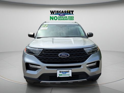 Certified 2022 Ford Explorer XLT w/ Equipment Group 202A AWD/4WD image 13