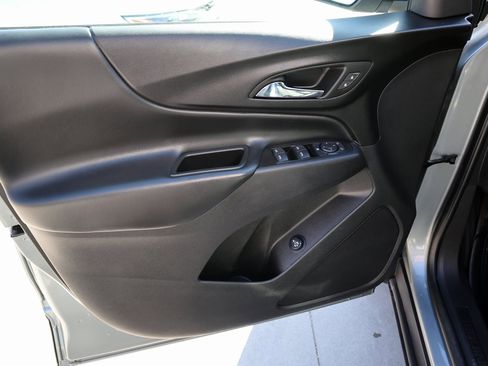 Used 2024 Chevrolet Equinox LT image 20